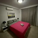 דירה Portoheli 1 פורטו הלי