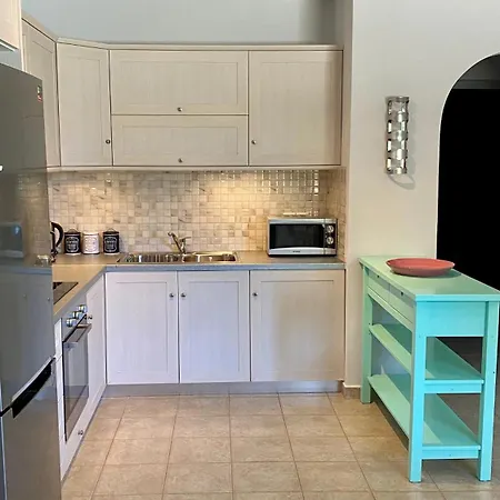 Portoheli 1 Apartment *